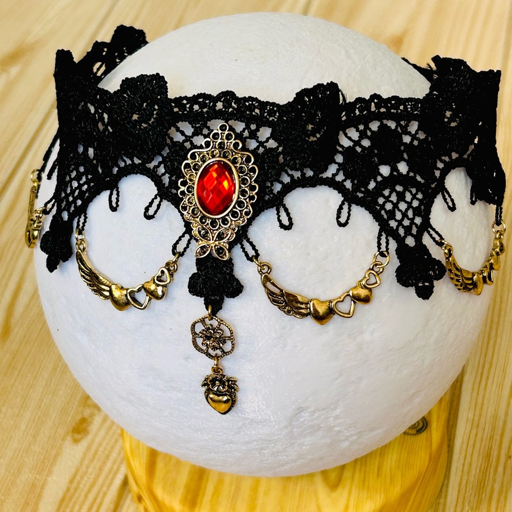 Black Lace choker collar necklace, Gothic Victorian - Picture 4 of 7
